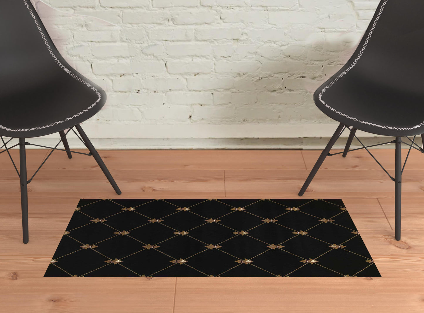 7' X 10'  Polypropylene Black Area Rug
