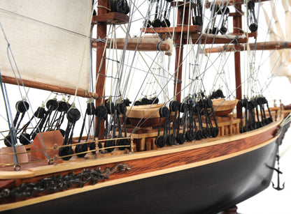5.5" X 22" X 17" Smallcutty Sark