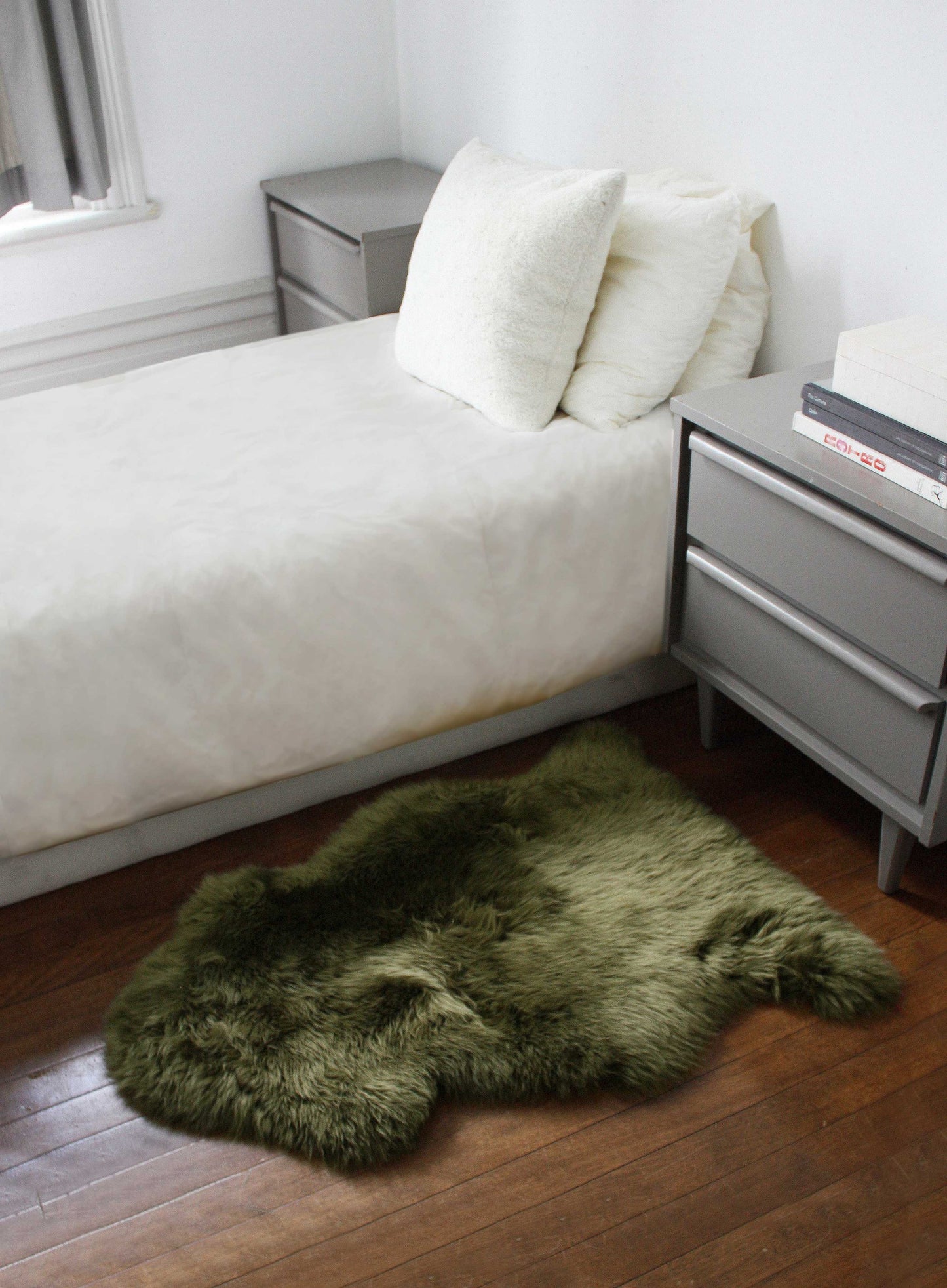 2' X 3' Dark Cream New Zealand Natural Sheepskin Rug