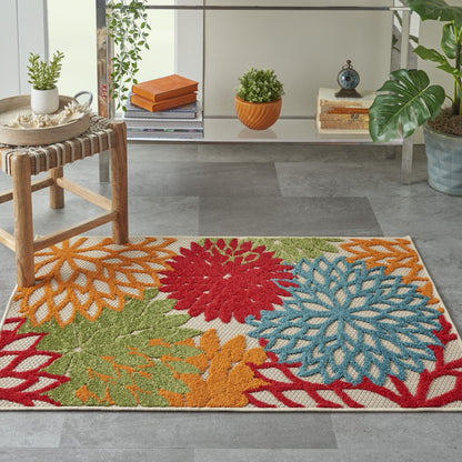 4' X 6' Green And Ivory Floral Indoor Outdoor Area Rug