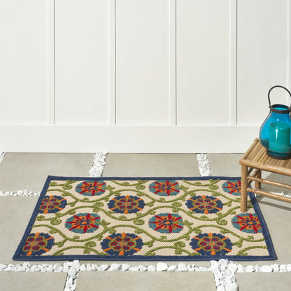 4' X 6' Ivory And Blue Floral Indoor Outdoor Area Rug