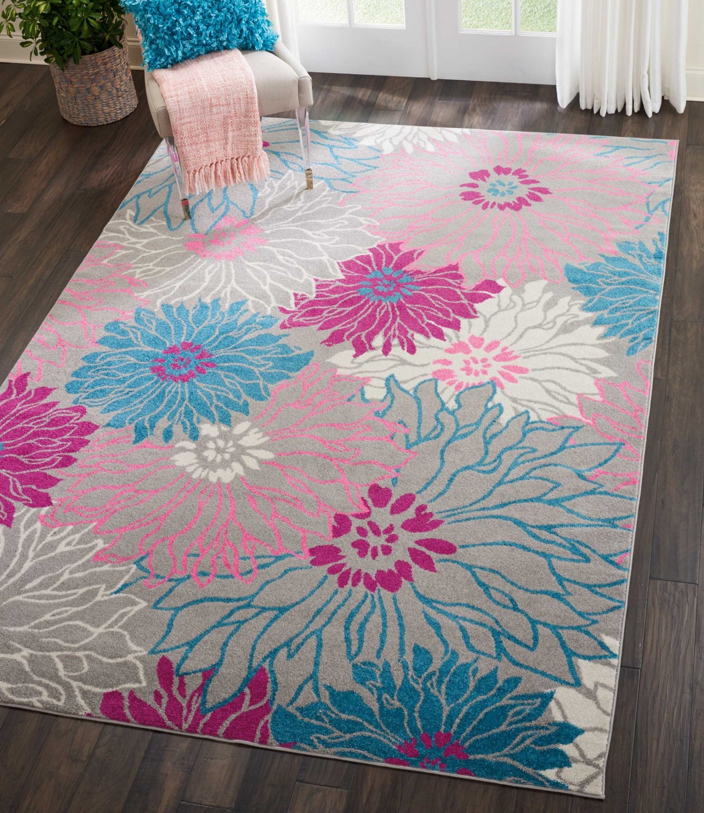 5' X 7' Gray Floral Dhurrie Area Rug