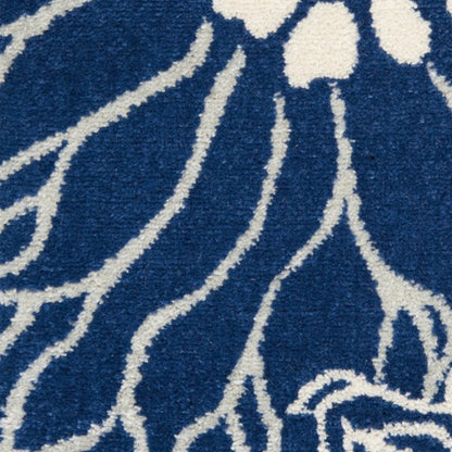 5' Blue And Ivory Round Floral Dhurrie Area Rug