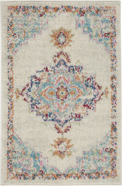 4' X 6' Gray And Ivory Power Loom Area Rug