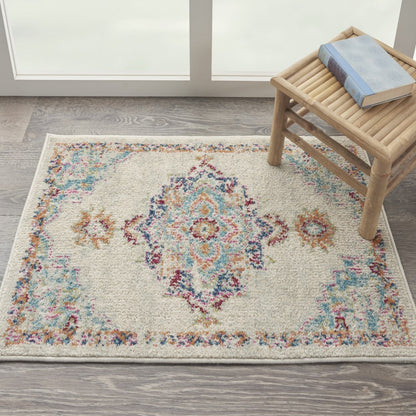 4' X 6' Gray And Ivory Power Loom Area Rug