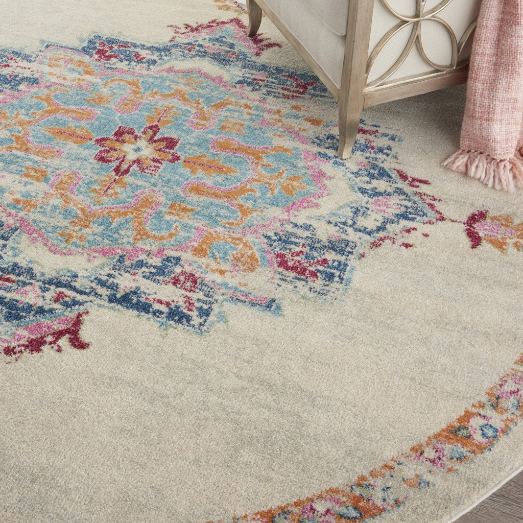 4' X 6' Gray And Ivory Power Loom Area Rug