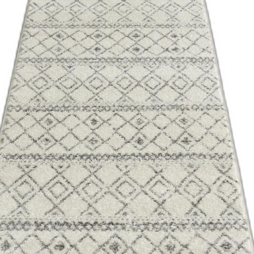 5' X 7' Gray Geometric Berber Power Loom Area Rug