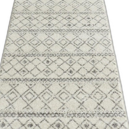 5' X 7' Gray Geometric Berber Power Loom Area Rug