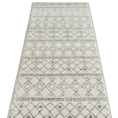 5' X 7' Gray Geometric Berber Power Loom Area Rug