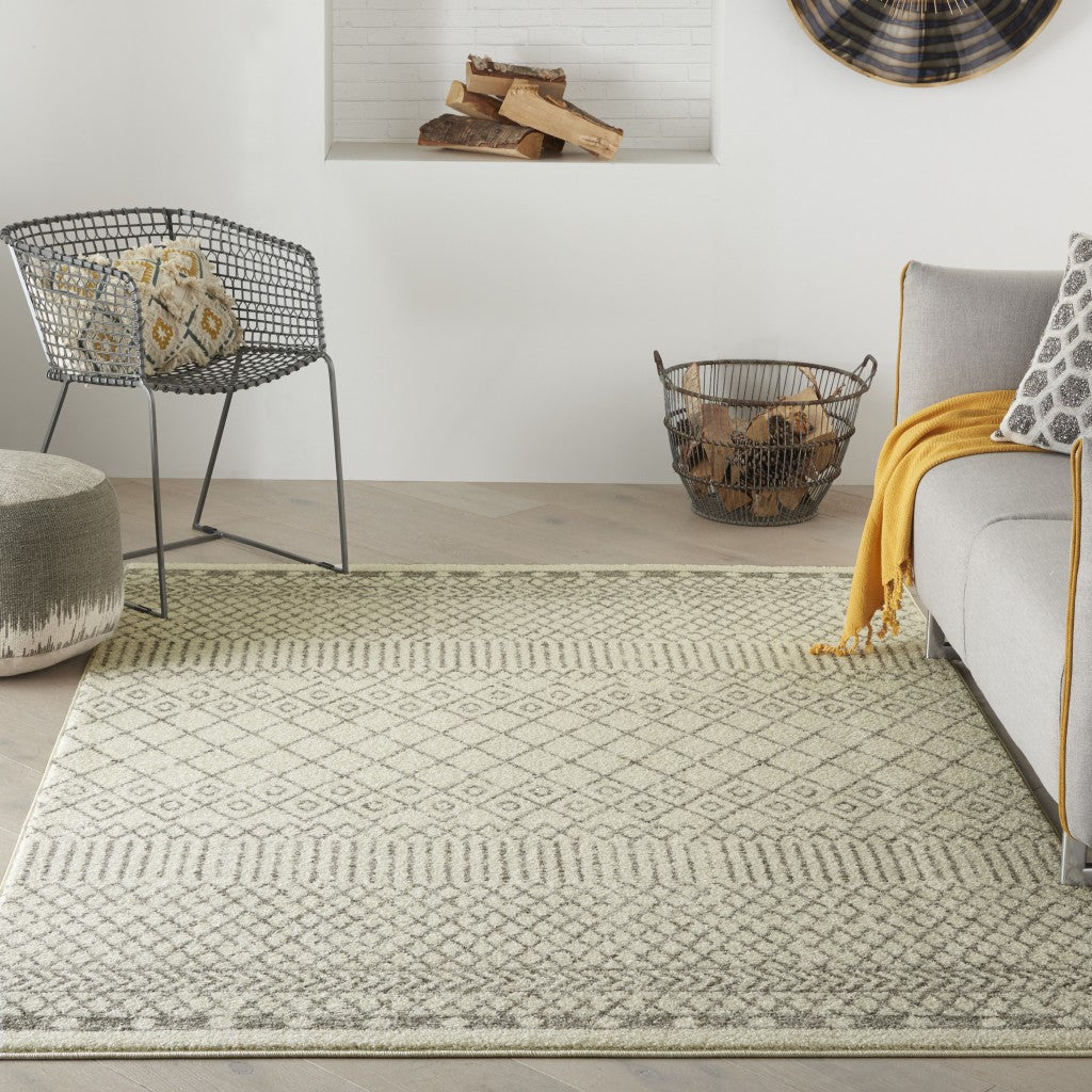 4' Gray Round Geometric Power Loom Area Rug