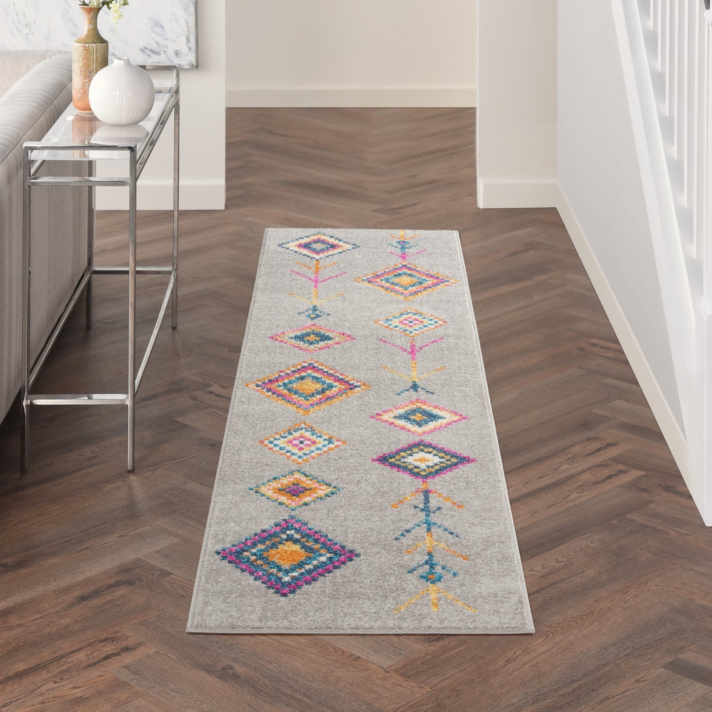 7' X 10' Gray Geometric Berber Area Rug