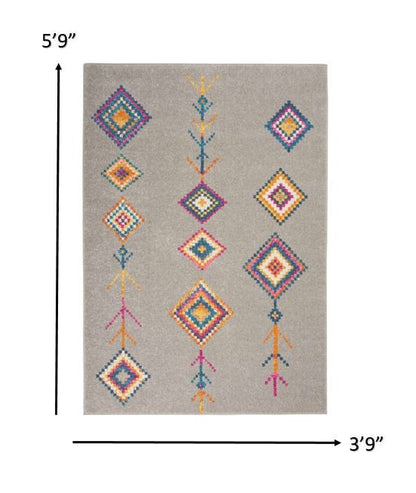 7' X 10' Gray Geometric Berber Area Rug