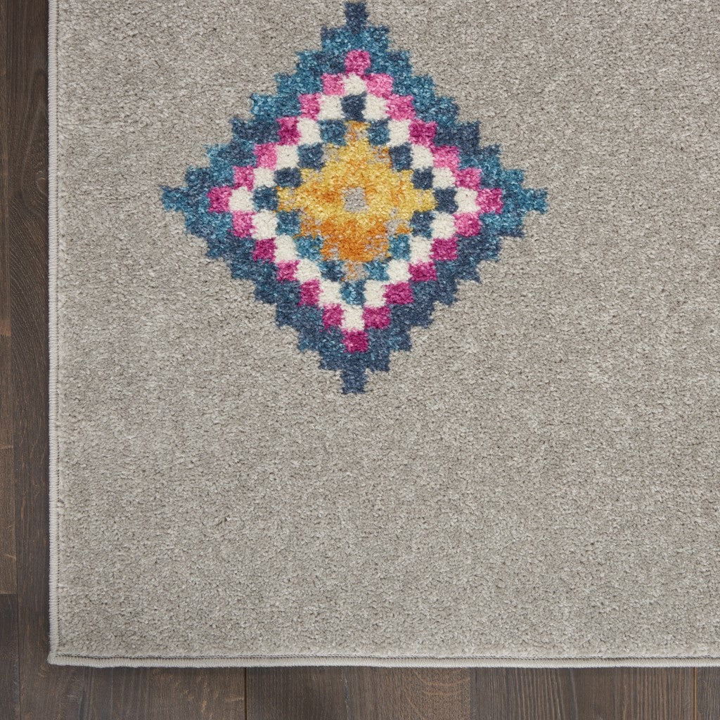 7' X 10' Gray Geometric Berber Area Rug