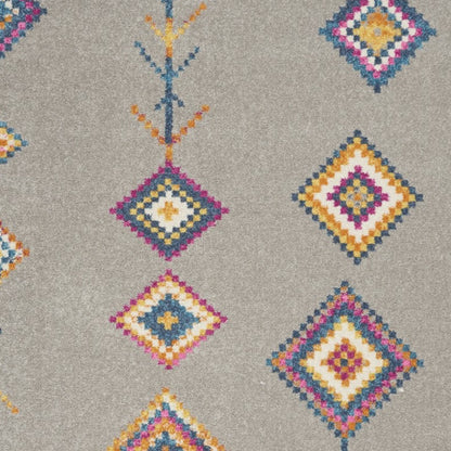 7' X 10' Gray Geometric Berber Area Rug