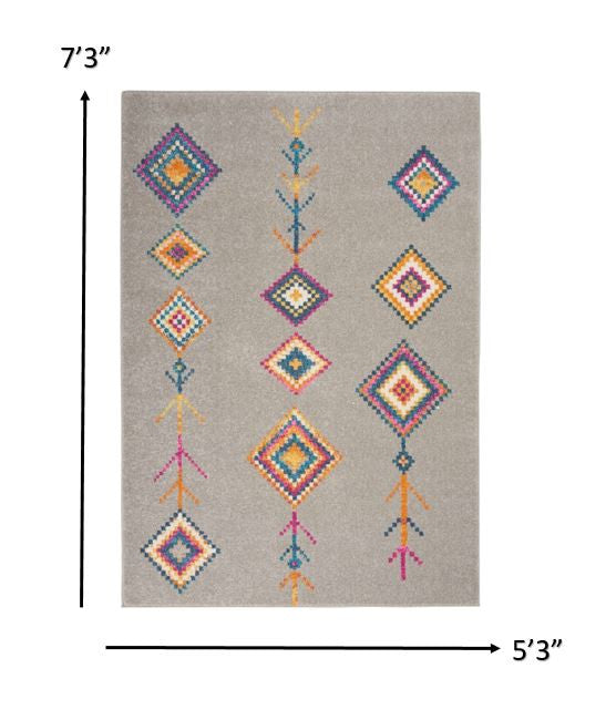 7' X 10' Gray Geometric Berber Area Rug