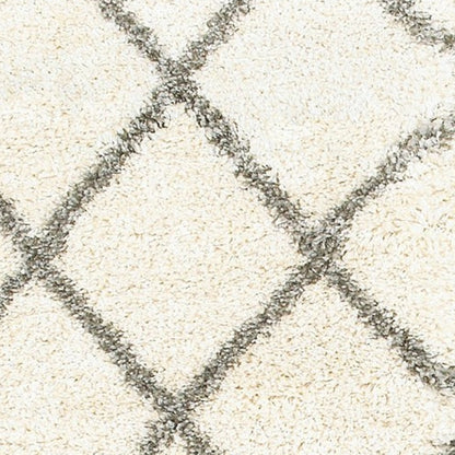 8’ X 11’ Ivory And Gray Geometric Lattice Area Rug