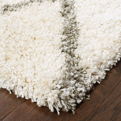 8’ X 11’ Ivory And Gray Geometric Lattice Area Rug