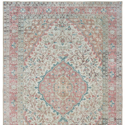 5’X8’ Ivory And Pink Oriental Area Rug