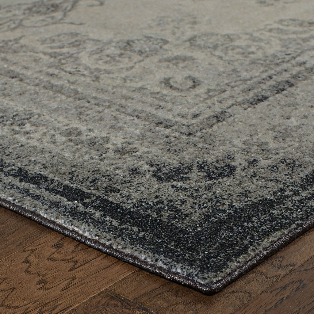 5’X8’ Ivory And Gray Pale Medallion Area Rug