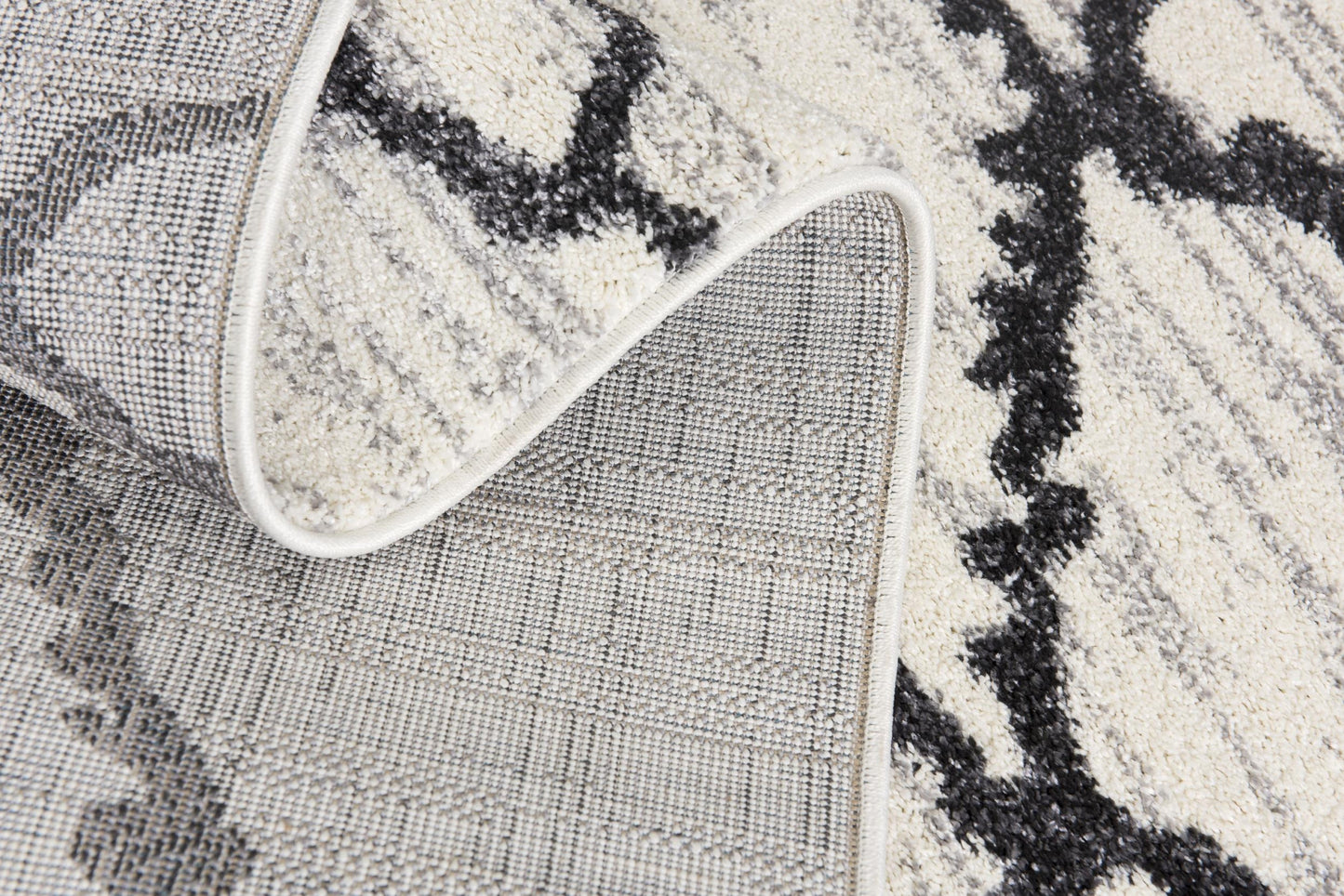 5’ X 8’ Gray And Black Modern Abstract Area Rug