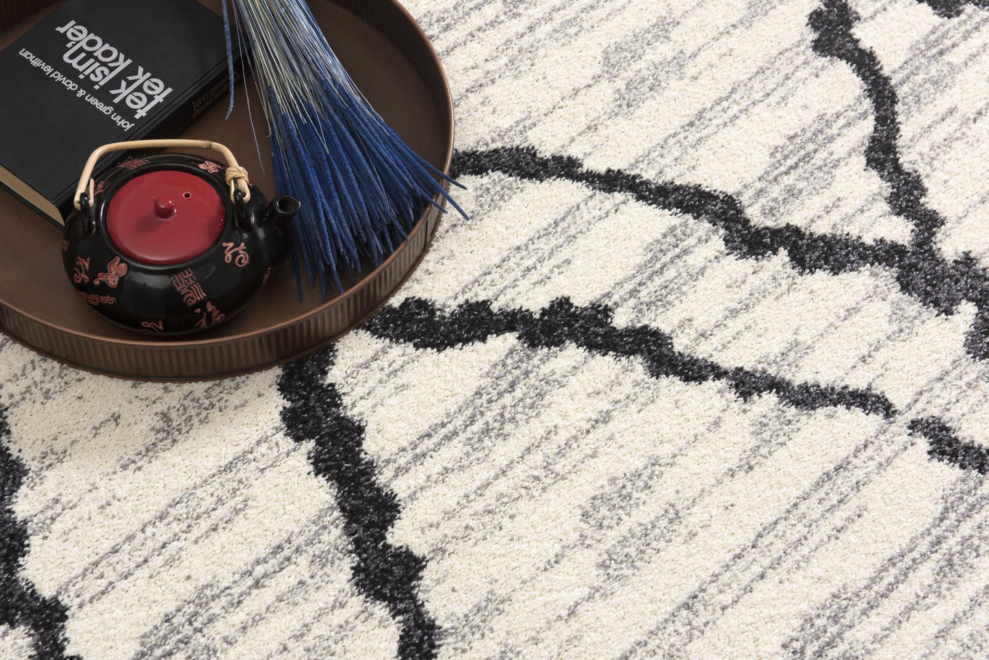 5’ X 8’ Gray And Black Modern Abstract Area Rug