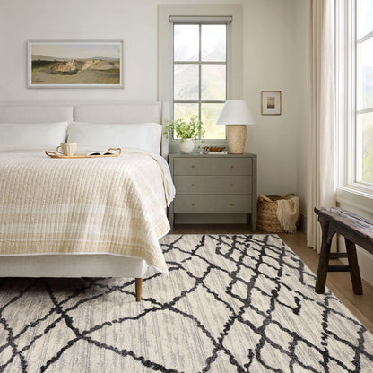 5’ X 8’ Gray And Black Modern Abstract Area Rug