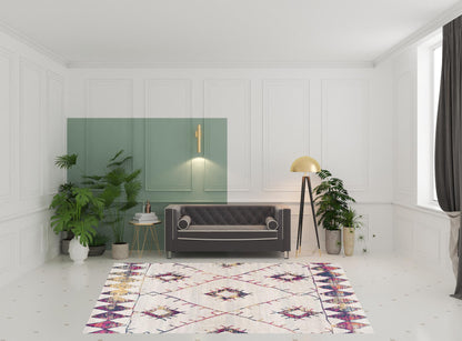 5' X 8' Cream Damask Area Rug