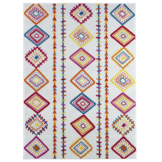 5’ x 7’ Red and White Diamonds Array Area Rug