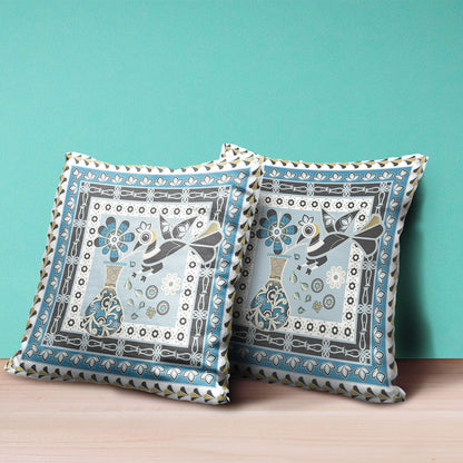 18" X 18" Blue and Black Peacock Broadcloth Floral Zippered Pillow
