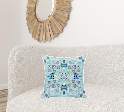 18" X 18" Blue and White Broadcloth Paisley Zippered Pillow
