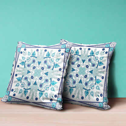 18" X 18" Blue and White Broadcloth Paisley Zippered Pillow