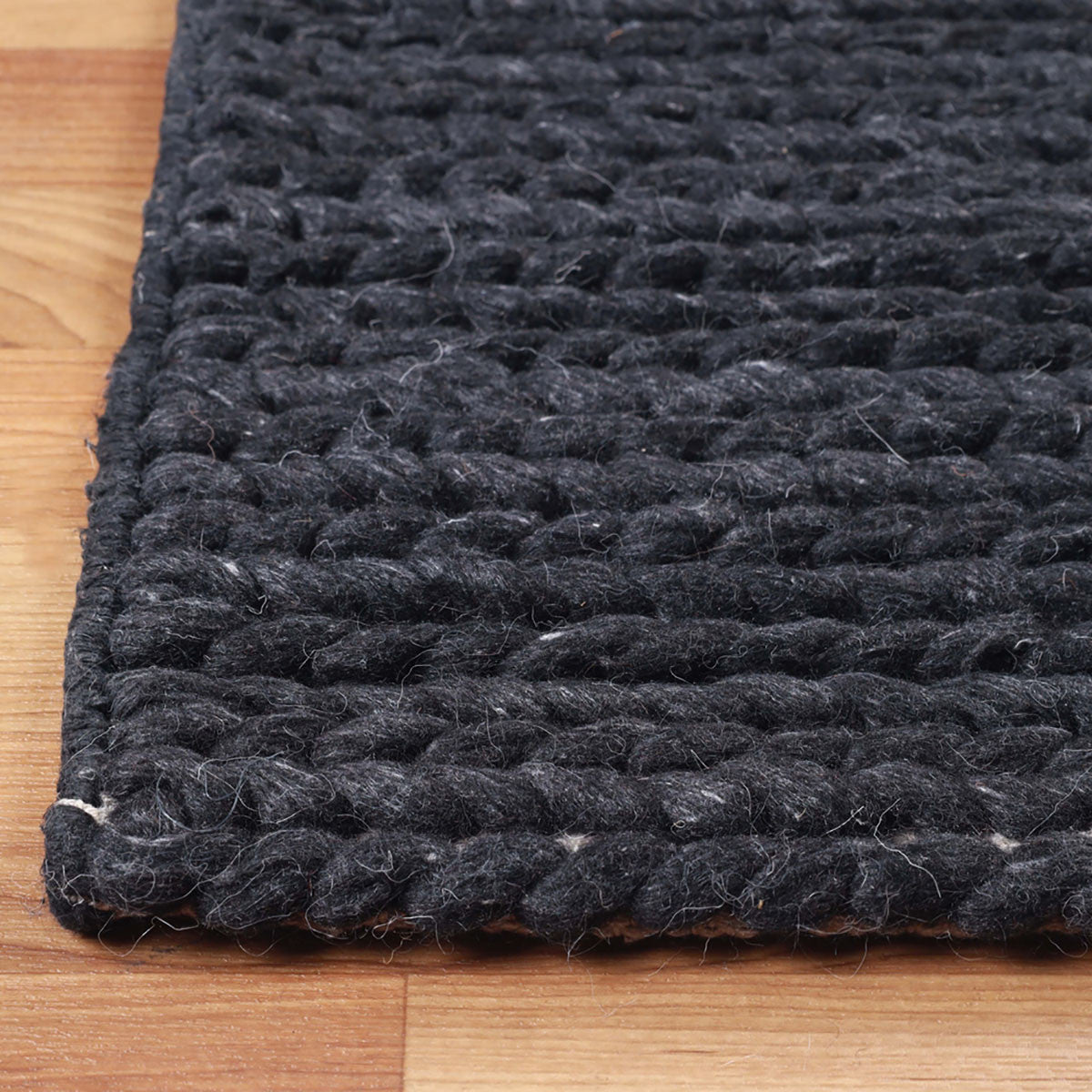 8' X 10' Black Wool Handmade Stain Resistant Area Rug
