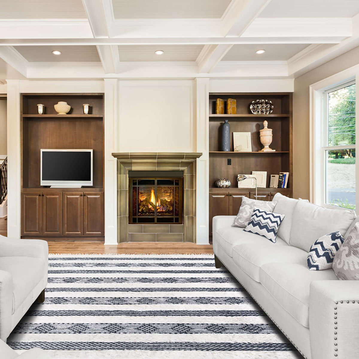 8' X 10' Black And Ivory Wool Striped Flatweave Handmade Stain Resistant Area Rug With Fringe