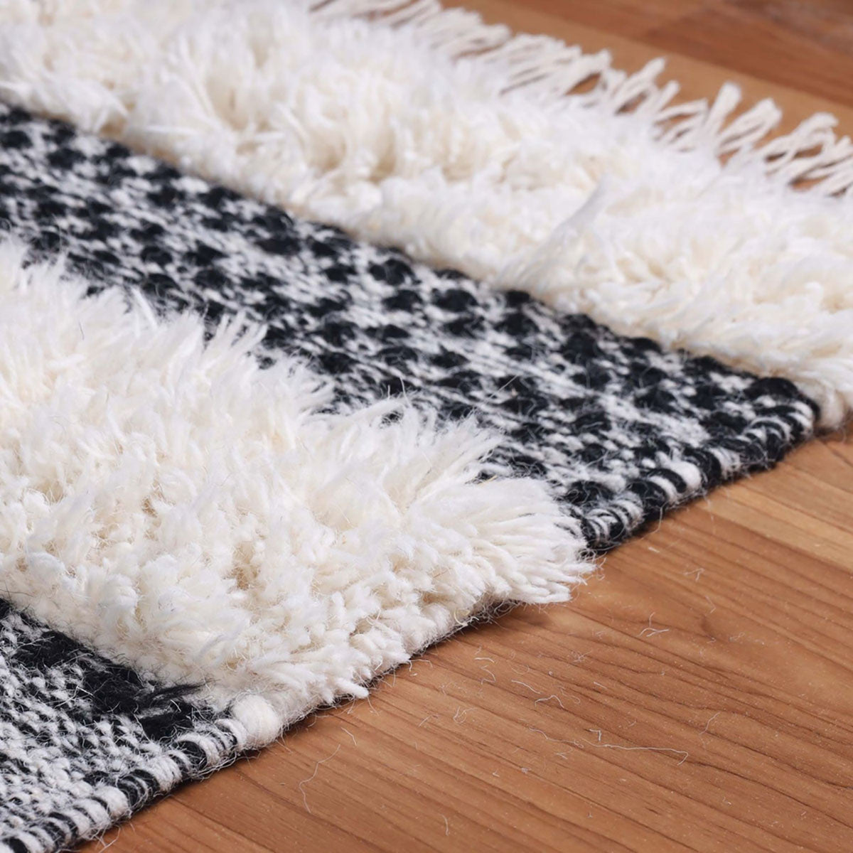 8' X 10' Black And Ivory Wool Striped Flatweave Handmade Stain Resistant Area Rug With Fringe