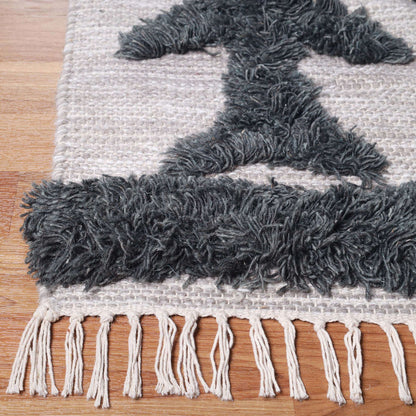 5' X 8' Ivory And Charcoal Wool Geometric Flatweave Handmade Stain Resistant Area Rug With Fringe