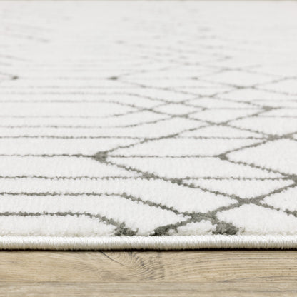 5' X 8' White And Grey Geometric Power Loom Stain Resistant Area Rug