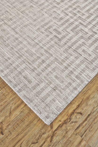5' X 8' Silver Floral Hand Woven Area Rug