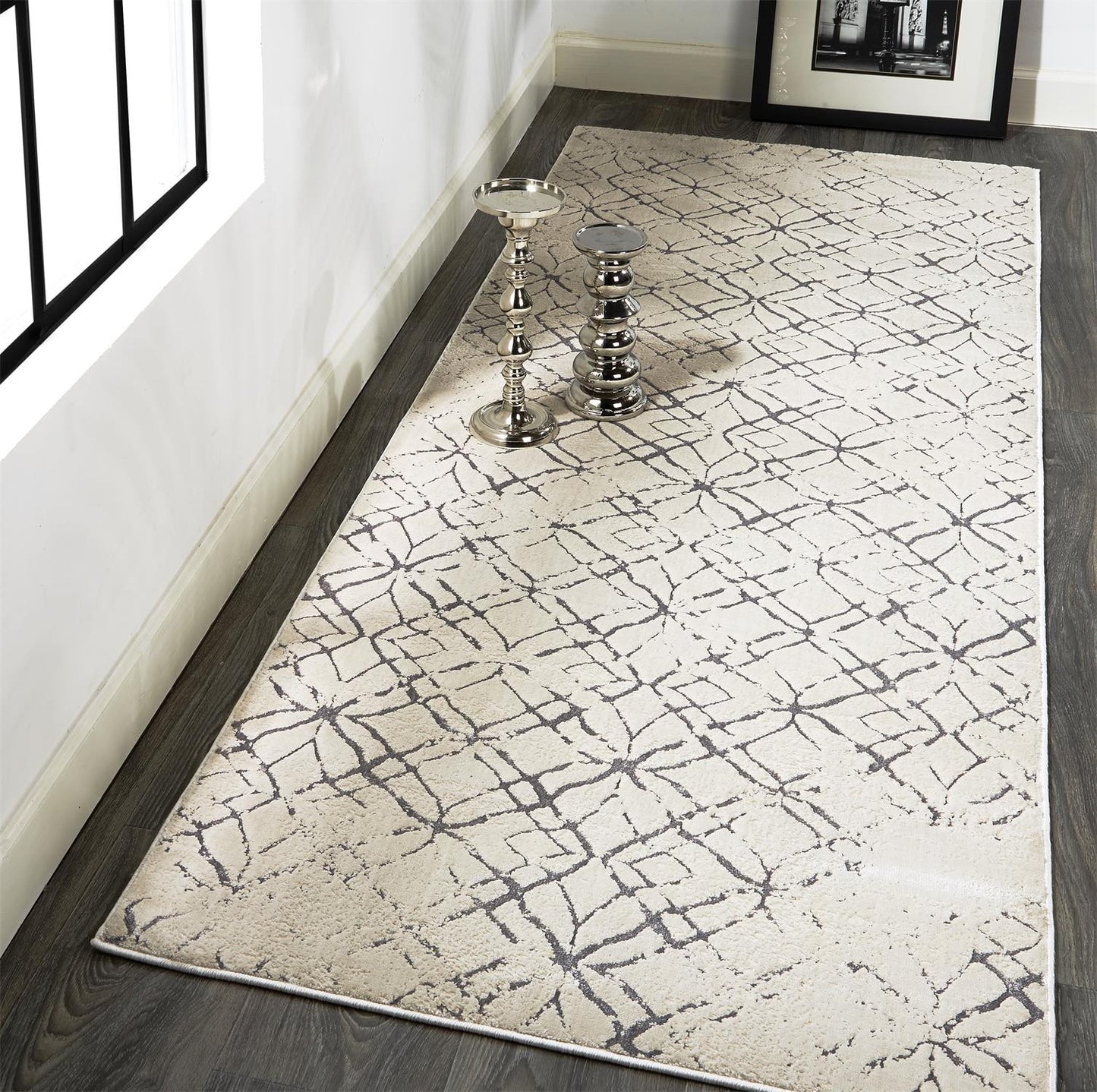 5' X 8' Silver Gray And White Abstract Stain Resistant Area Rug