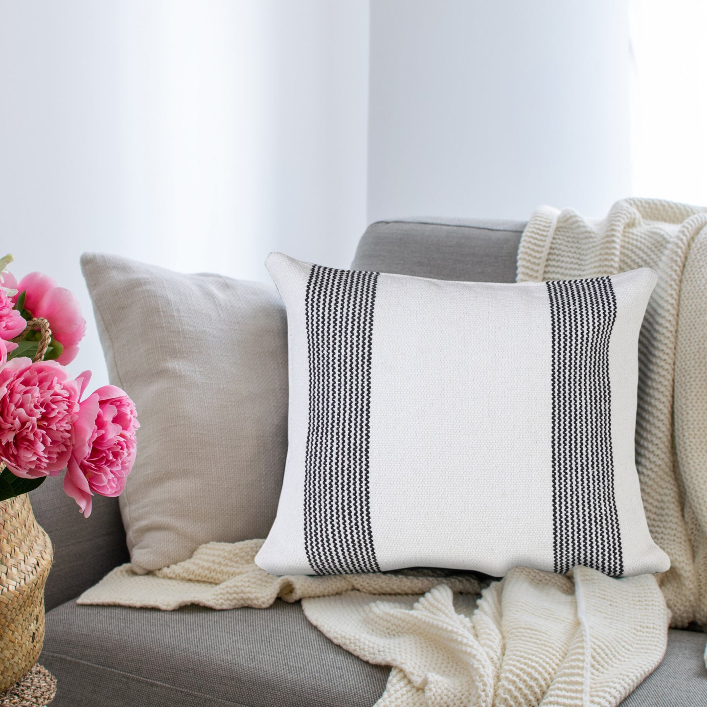 20" X 20" Yellow And White 100% Cotton Geometric Zippered Pillow