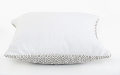 18" X 18" Navy And White 100% Cotton Geometric Zippered Pillow