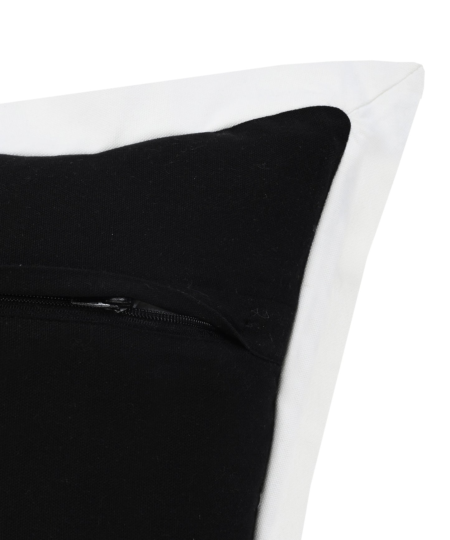 20" X 20" White And Black 100% Cotton Geometric Zippered Pillow