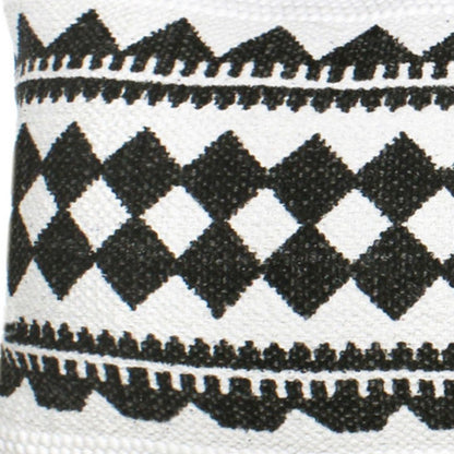 20" X 20" Black And White 100% Cotton Geometric Zippered Pillow